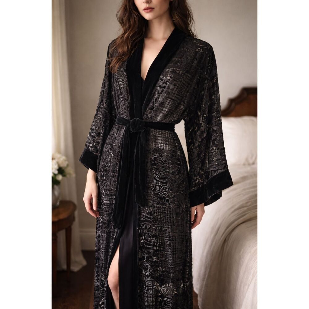 Vintage 90s Victoria's Secret Velvet Burnout Robe Whimsigoth Romantic Maxi M/L